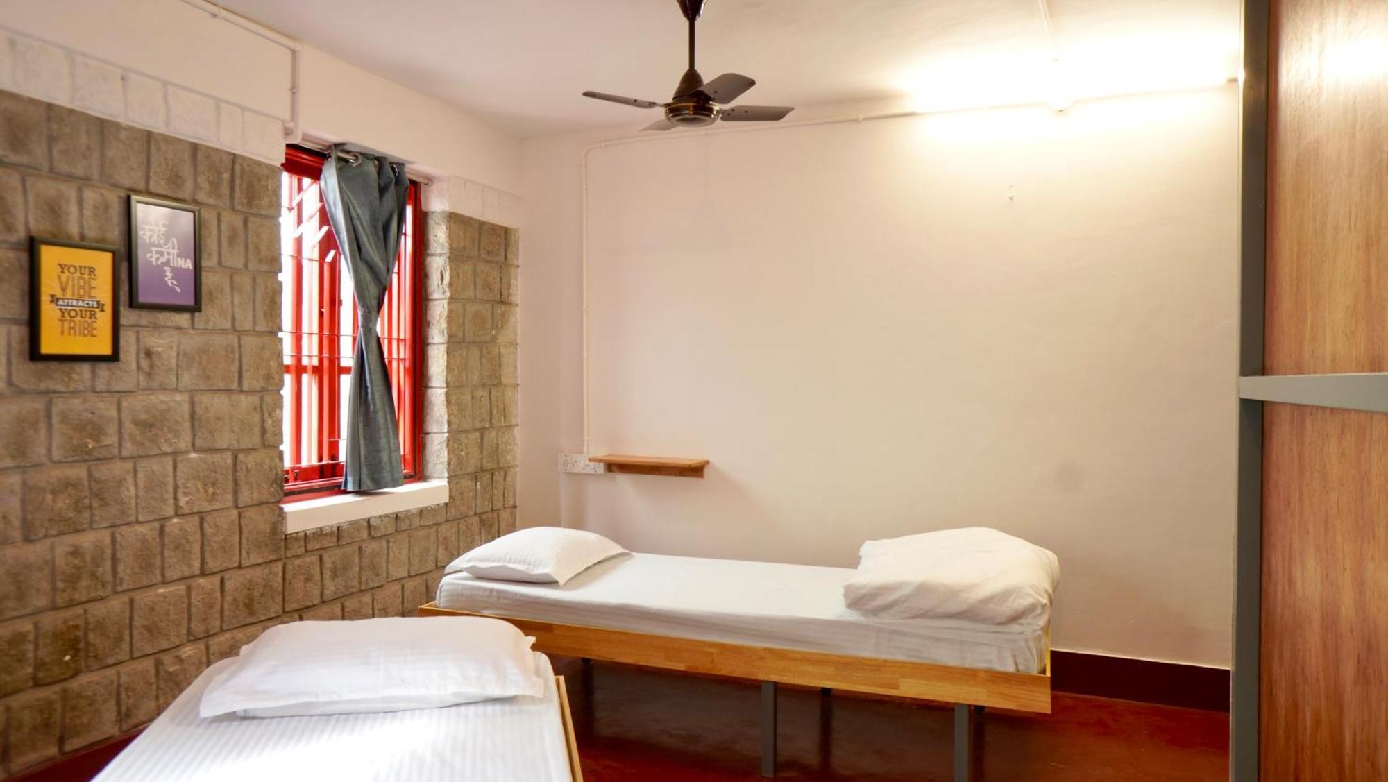 Roambay - Gokulam Hostel Mysore Exterior photo